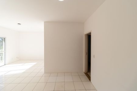 Apartamento para alugar com 96m², 3 quartos e 1 vaga Apartamento para alugar com 96m², 3 quartos e 1 vagaSalas