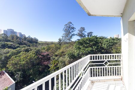 Apartamento para alugar com 96m², 3 quartos e 1 vaga Apartamento para alugar com 96m², 3 quartos e 1 vagaSacada