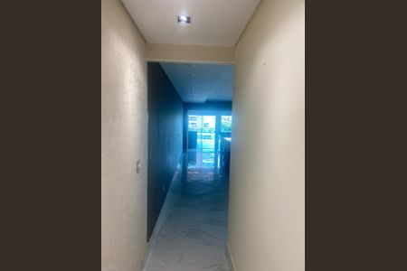 Corredor de casa à venda com 3 quartos, 318m² em Vila Dayse, São Bernardo do Campo