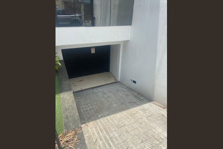 Garagem de casa à venda com 3 quartos, 318m² em Vila Dayse, São Bernardo do Campo