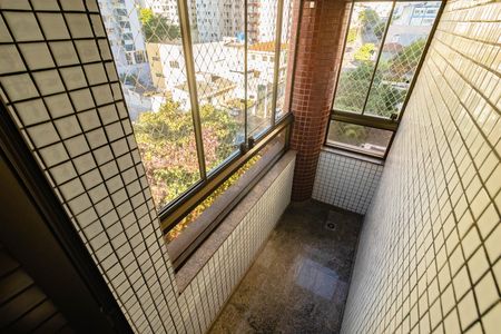 Apartamento à venda com 98m², 3 quartos e 2 vagas