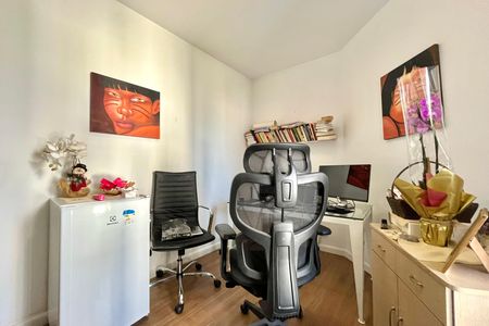 Apartamento à venda com 95m², 3 quartos e 2 vagas Apartamento à venda com 95m², 3 quartos e 2 vagasQuarto 2