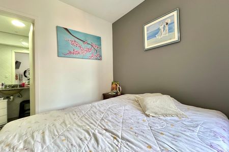 Apartamento à venda com 95m², 3 quartos e 2 vagas Apartamento à venda com 95m², 3 quartos e 2 vagasSuite