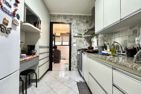 Apartamento à venda com 95m², 3 quartos e 2 vagas Apartamento à venda com 95m², 3 quartos e 2 vagasCozinha