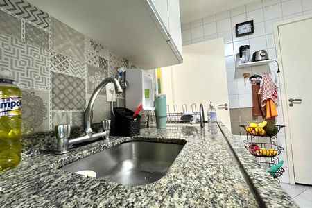 Apartamento à venda com 95m², 3 quartos e 2 vagas Apartamento à venda com 95m², 3 quartos e 2 vagasCozinha
