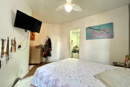 Apartamento à venda com 95m², 3 quartos e 2 vagas Apartamento à venda com 95m², 3 quartos e 2 vagasSuite