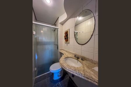Apartamento à venda com 71m², 3 quartos e 1 vaga Apartamento à venda com 71m², 3 quartos e 1 vagaBanheiro