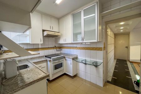 Apartamento à venda com 71m², 3 quartos e 1 vaga Apartamento à venda com 71m², 3 quartos e 1 vagaCozinha