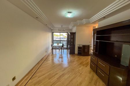 Apartamento à venda com 71m², 3 quartos e 1 vaga Apartamento à venda com 71m², 3 quartos e 1 vagaSala