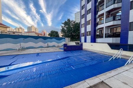 Apartamento à venda com 71m², 3 quartos e 1 vaga Apartamento à venda com 71m², 3 quartos e 1 vagaPiscina