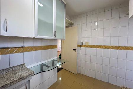 Apartamento à venda com 71m², 3 quartos e 1 vaga Apartamento à venda com 71m², 3 quartos e 1 vagaCozinha