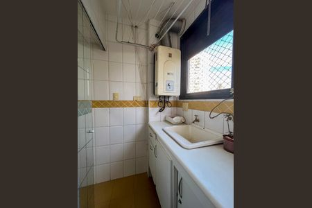 Apartamento à venda com 71m², 3 quartos e 1 vaga Apartamento à venda com 71m², 3 quartos e 1 vagaÁrea de Serviço
