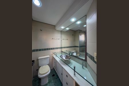 Apartamento à venda com 71m², 3 quartos e 1 vaga Apartamento à venda com 71m², 3 quartos e 1 vagaBanheito da Suite