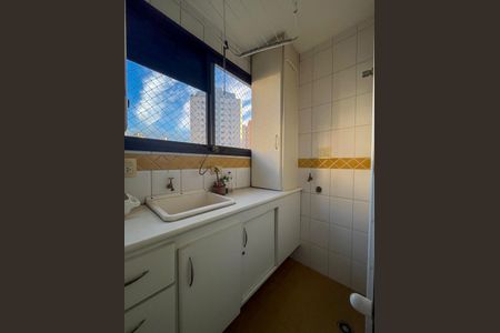Apartamento à venda com 71m², 3 quartos e 1 vaga Apartamento à venda com 71m², 3 quartos e 1 vagaÁrea de Serviço