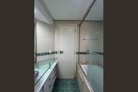 Apartamento à venda com 71m², 3 quartos e 1 vaga Apartamento à venda com 71m², 3 quartos e 1 vagaBanheito da Suite