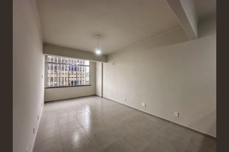 Kitnet/Studio para alugar com 1 quarto, 48m² em Centro, Rio de Janeiro