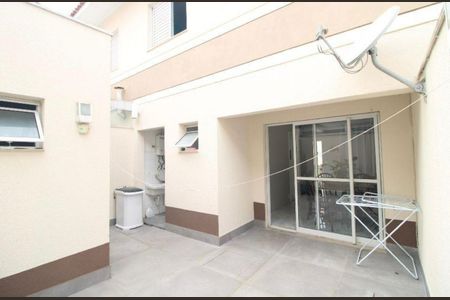 Casa à venda com 95m², 3 quartos e 2 vagasFoto 02