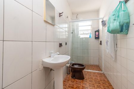 Casa à venda com 160m², 3 quartos e 3 vagasBanheiro Suite  Casa dos Fundos