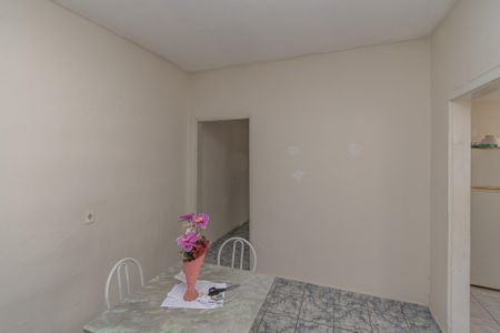 Casa à venda com 160m², 3 quartos e 3 vagasSala Casa dos Fundos