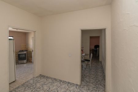 Casa à venda com 160m², 3 quartos e 3 vagasSuite  Casa dos Fundos
