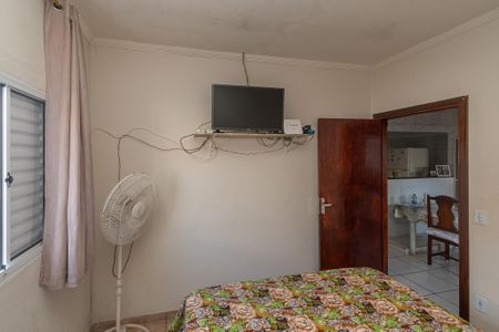 Casa à venda com 160m², 3 quartos e 3 vagasQuarto 2