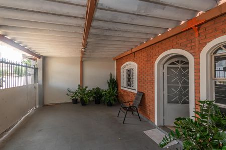 Casa à venda com 160m², 3 quartos e 3 vagasGaragem