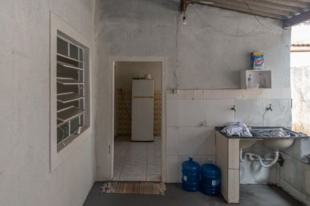Casa à venda com 160m², 3 quartos e 3 vagasArea de Serviço Casa dos Fundo