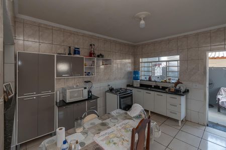 Casa à venda com 160m², 3 quartos e 3 vagasCozinha 