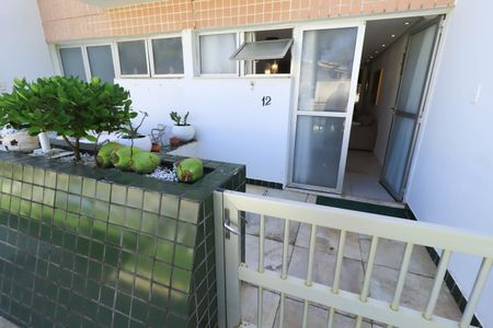 Casa de Condomínio para alugar com 4 quartos, 90m² em Praia do Flamengo, Salvador