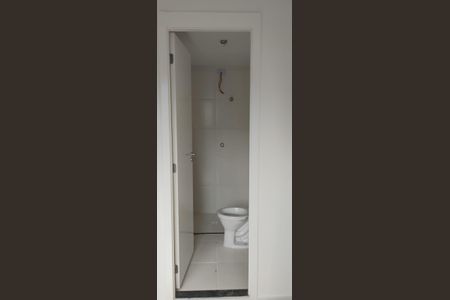 Banheiro de apartamento para alugar com 1 quarto, 17m² em Vila Andrade, São Paulo