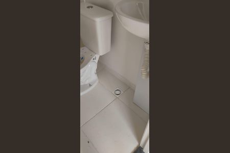 Banheiro de apartamento para alugar com 1 quarto, 17m² em Vila Andrade, São Paulo