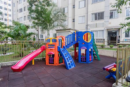 Apartamento à venda com 44m², 2 quartos e sem vaga Apartamento à venda com 44m², 2 quartos e sem vagaÁrea comum - Playground