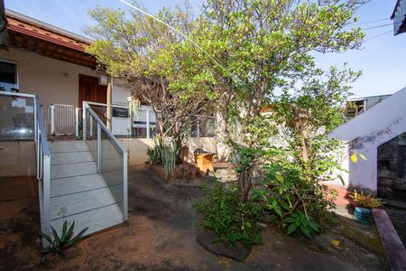 Casa à venda com 392m², 4 quartos e 4 vagasQUINTAL/EDICULA