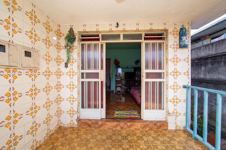 VARANDA de casa à venda com 3 quartos, 392m² em Novo das Indústrias, Belo Horizonte