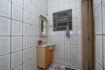 Casa à venda com 392m², 4 quartos e 4 vagasBANHEIRO