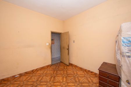 Casa à venda com 392m², 4 quartos e 4 vagasQUARTO2
