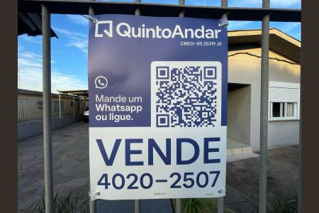 Casa à venda com 370m², 4 quartos e 4 vagas Casa à venda com 370m², 4 quartos e 4 vagasPlaca instalada em 17/06/2026 com o código VZOE-317