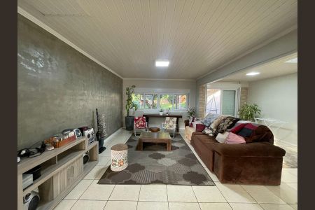 Casa à venda com 370m², 4 quartos e 4 vagas