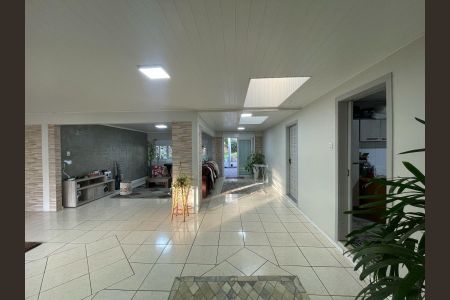 Casa à venda com 370m², 4 quartos e 4 vagas