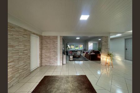 Casa à venda com 370m², 4 quartos e 4 vagas
