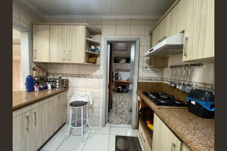 Casa à venda com 370m², 4 quartos e 4 vagas