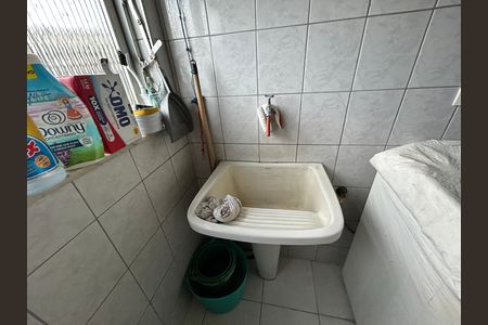 Apartamento para alugar com 57m², 2 quartos e 1 vagaÁrea de Serviço