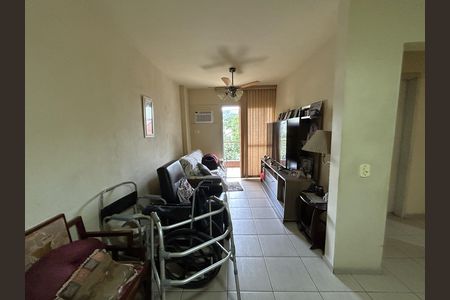 Sala de apartamento para alugar com 2 quartos, 57m² em Todos Os Santos, Rio de Janeiro