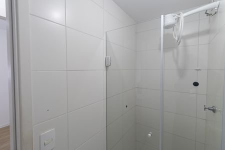 Banheiro de apartamento para alugar com 2 quartos, 40m² em Vila Guilherme, São Paulo