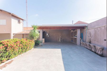 Casa para alugar com 220m², 3 quartos e 4 vagas Casa para alugar com 220m², 3 quartos e 4 vagasGaragem