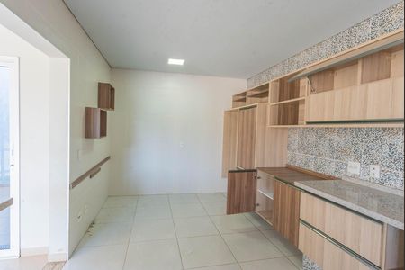 Casa para alugar com 220m², 3 quartos e 4 vagas Casa para alugar com 220m², 3 quartos e 4 vagasCozinha