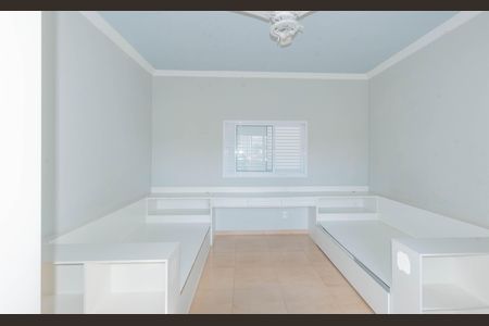 Casa para alugar com 220m², 3 quartos e 4 vagas Casa para alugar com 220m², 3 quartos e 4 vagasSuíte 2