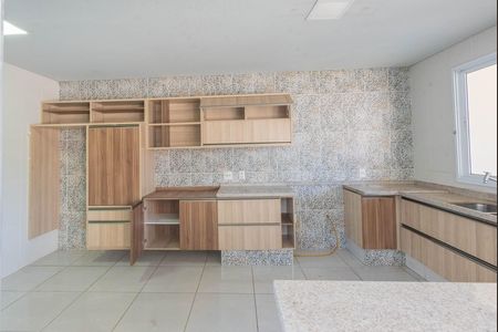 Casa para alugar com 220m², 3 quartos e 4 vagas Casa para alugar com 220m², 3 quartos e 4 vagasCozinha
