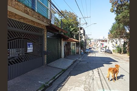 Casa à venda com 340m², 2 quartos e 3 vagas Casa à venda com 340m², 2 quartos e 3 vagasLocalização