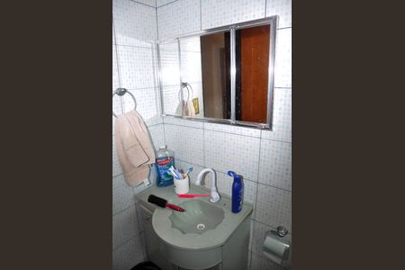 Casa à venda com 340m², 2 quartos e 3 vagas Casa à venda com 340m², 2 quartos e 3 vagasDetalhe - Banheiro Social